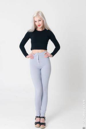 Original 854 px/ 1280 px