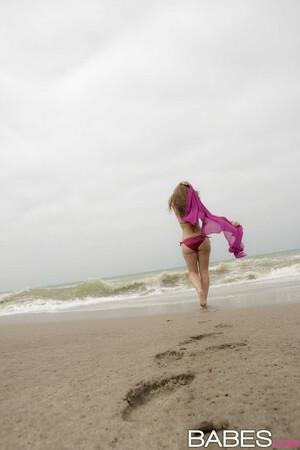 Original 832 px/ 1248 px