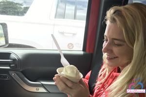 Original 3000 px/ 2000 px