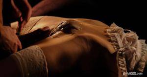 Original 5000 px/ 2637 px