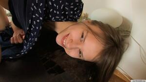 Original 2400 px/ 1350 px