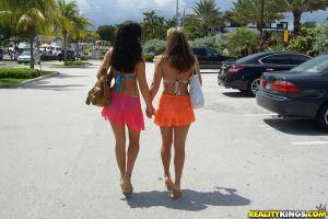 Original 900 px/ 602 px