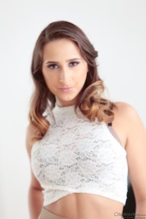 Original 1280 px/ 1920 px