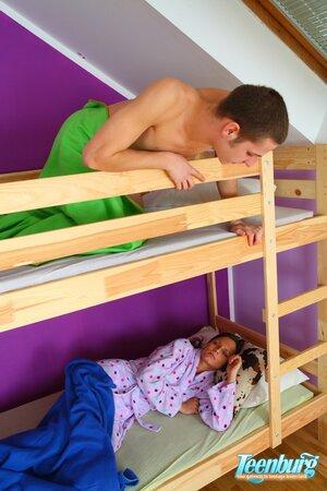 Original 1643 px/ 2464 px