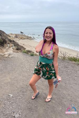 #ATKGirlfriends - Lily Adams