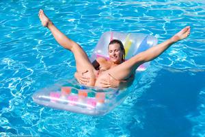 Original 1442 px/ 961 px