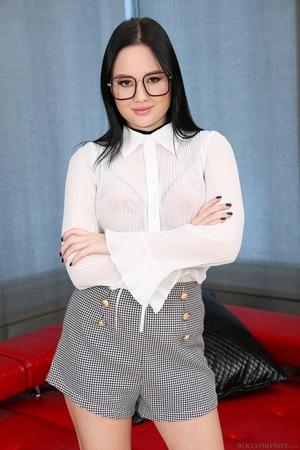 #RoccoSiffredi - Jessie Ames, Blu Chanelle - Roccos Perverted Secretaries #14