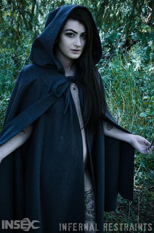 Original 795 px/ 1200 px