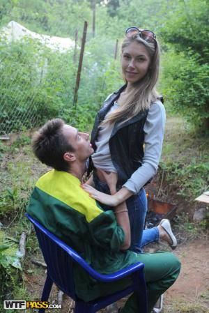 Original 1067 px/ 1600 px