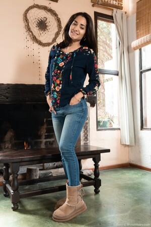 Original 2000 px/ 3000 px