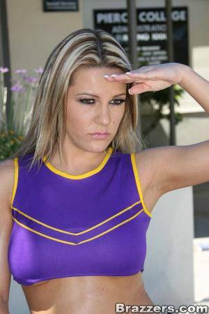 Original 600 px/ 900 px