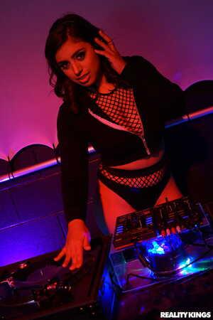 Original 1663 px/ 2493 px