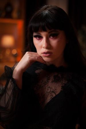 Original 1280 px/ 1911 px