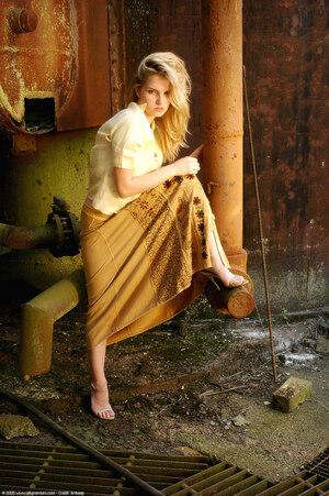 Original 1021 px/ 1536 px