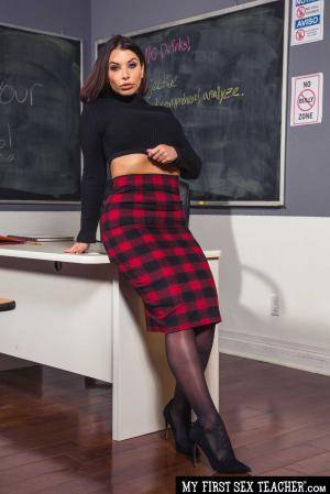 Original 1667 px/ 2500 px