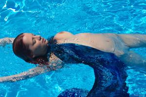 Original 2048 px/ 1365 px