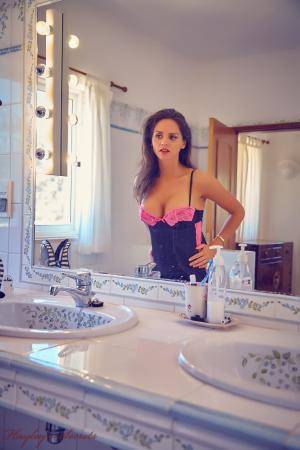 Original 853 px/ 1280 px