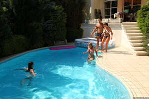 Original 2495 px/ 1663 px