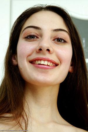 Original 684 px/ 1024 px