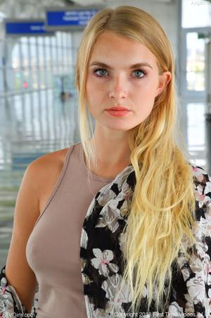 Original 3280 px/ 4928 px