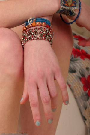 Original 682 px/ 1024 px