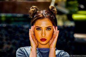 Original 1600 px/ 1066 px