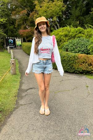 Original 2000 px/ 3000 px