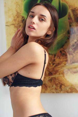 Original 854 px/ 1280 px