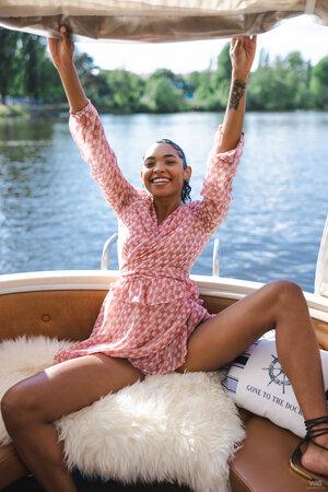 Original 5464 px/ 8192 px