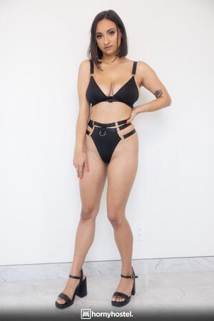 Original 2561 px/ 3840 px