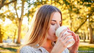 Original 1600 px/ 900 px