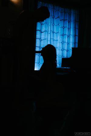 Original 1280 px/ 1920 px