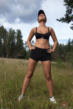 Original 854 px/ 1280 px