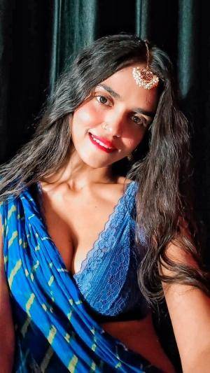 Original 736 px/ 1308 px