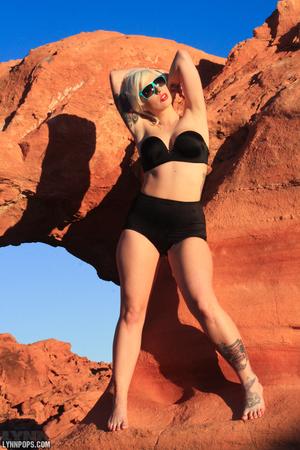 Original 867 px/ 1300 px