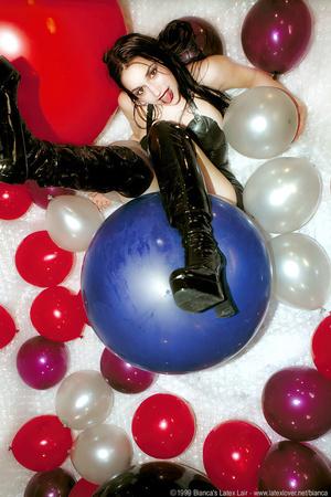 Original 1066 px/ 1600 px