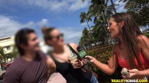 Original 1800 px/ 1013 px