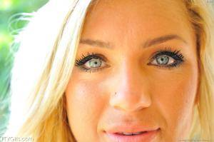 Original 1600 px/ 1064 px