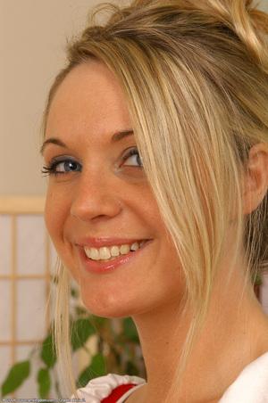 Original 680 px/ 1024 px