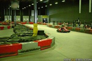 Original 900 px/ 599 px