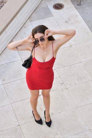 Original 852 px/ 1280 px