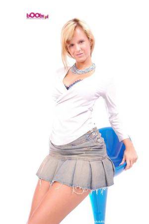 Original 684 px/ 1030 px