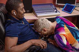 Original 2495 px/ 1663 px