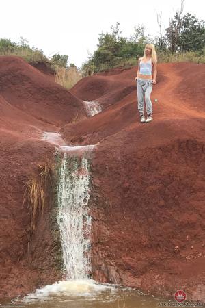 Original 2000 px/ 3000 px