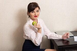 Original 3000 px/ 2003 px