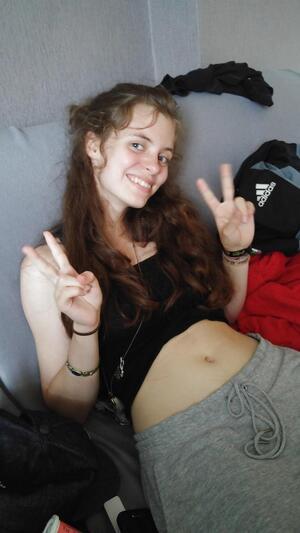 Original 1000 px/ 1778 px