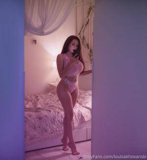 Original 1200 px/ 1305 px