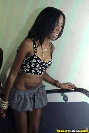 Original 2560 px/ 3840 px