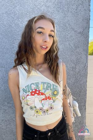 Original 2000 px/ 3000 px