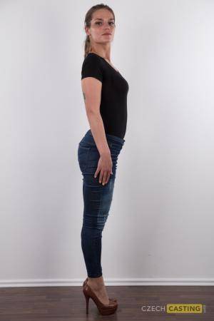 Original 533 px/ 800 px